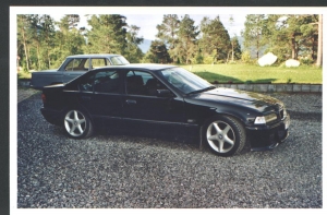 bmw_325i_-_1