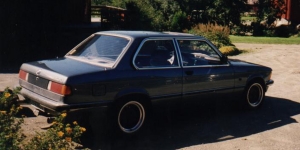 bmw-323i-e21-81-2