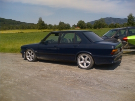 bmw-535i-e28-1