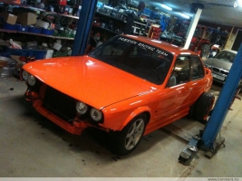 bmw-327i-e30-pure-orange-122