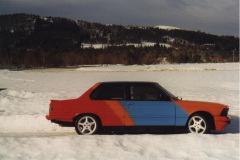 BMW 323 E21